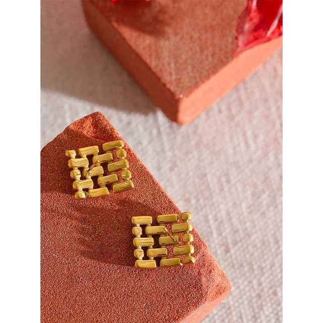 Londyn Earrings