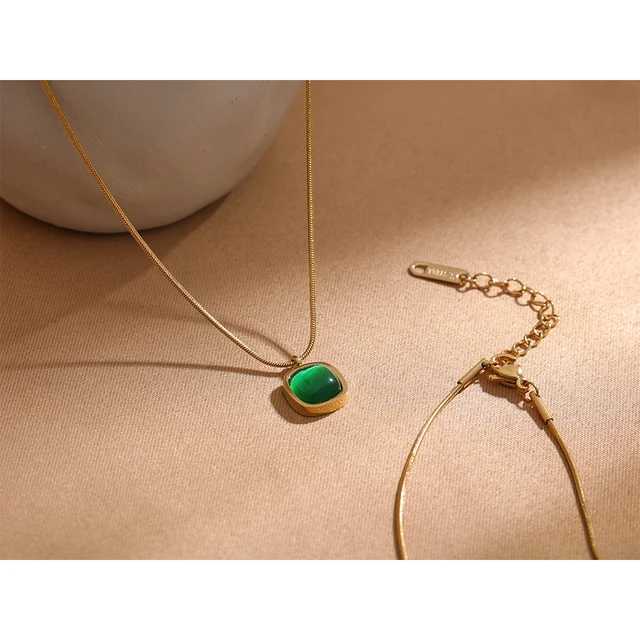 carré blasé Necklace