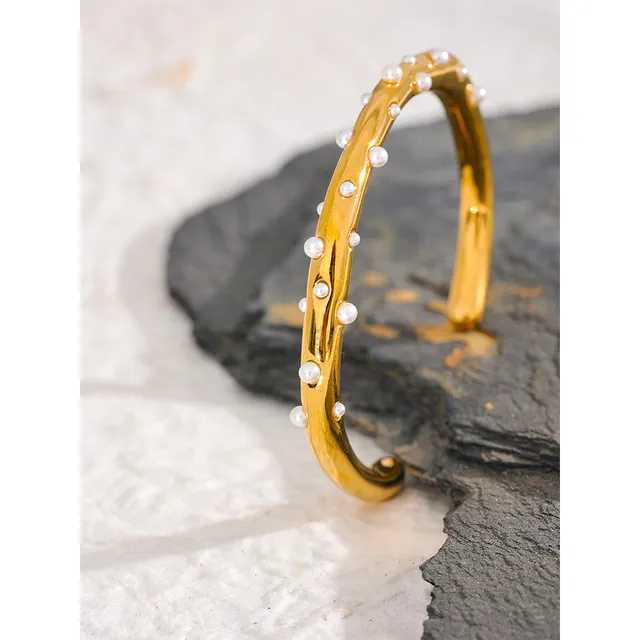 Drops of Pearls Bangle