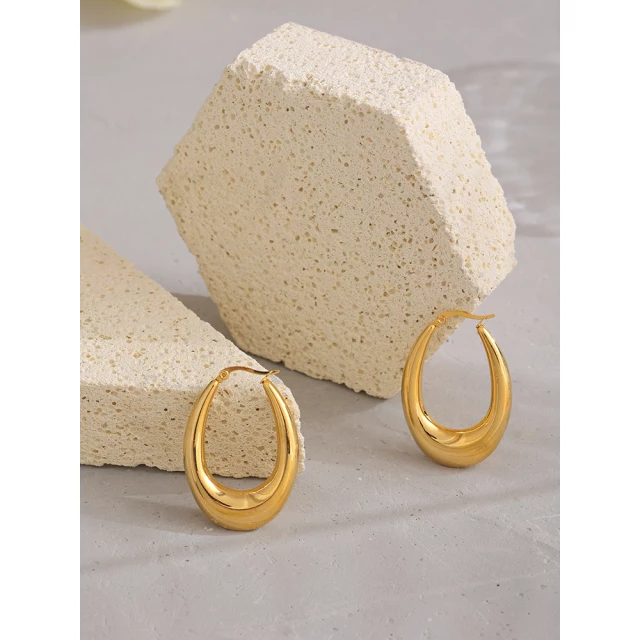 Oro Ovale hoops