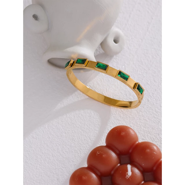 Antoinette Hinged Bangle