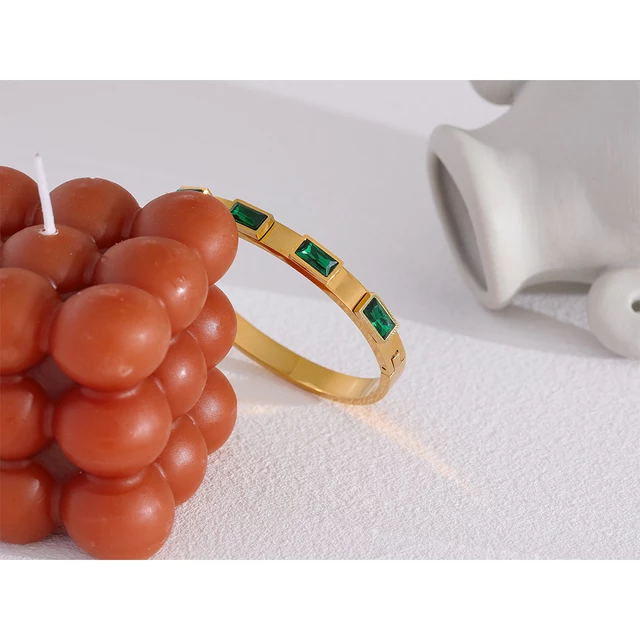 Antoinette Hinged Bangle