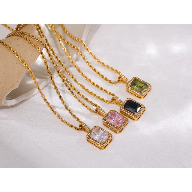 Victoria Pendant