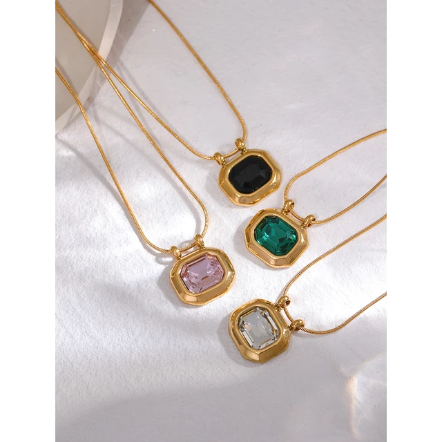 Léna Necklace (Emerald Green)