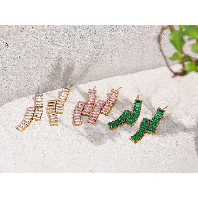 Polýchromo Dangle Earrings (Pink Zirconia)
