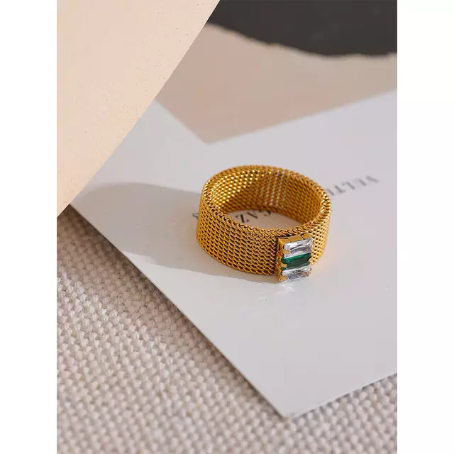 Laurette Ring