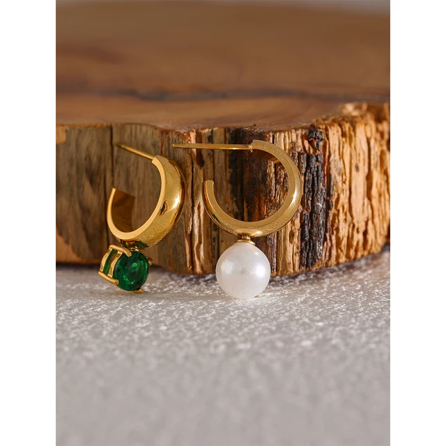 Lunette Earrings (Emerald Green)
