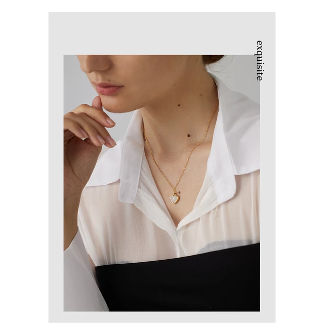 Amour Rouge Pendant (Red)