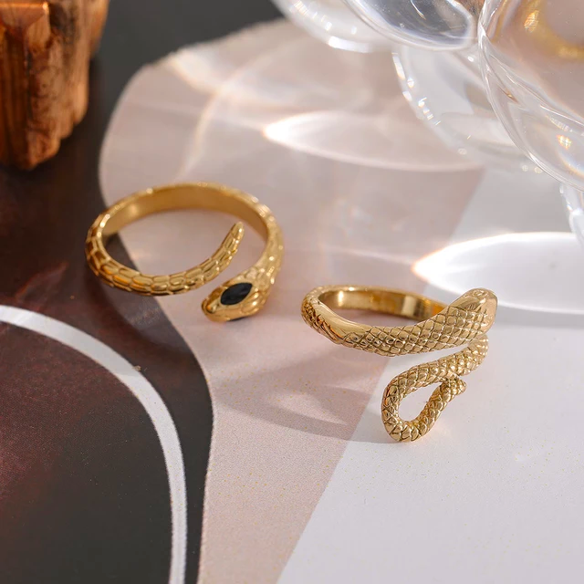 Medusa Ring