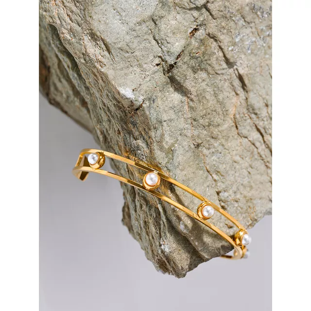 Mirabella bangle