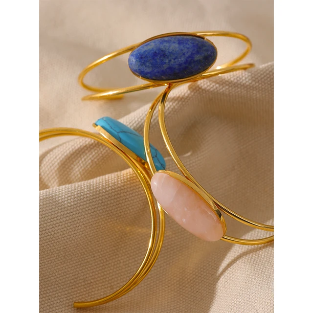 Gülizar Cuff (Pink Quartz)