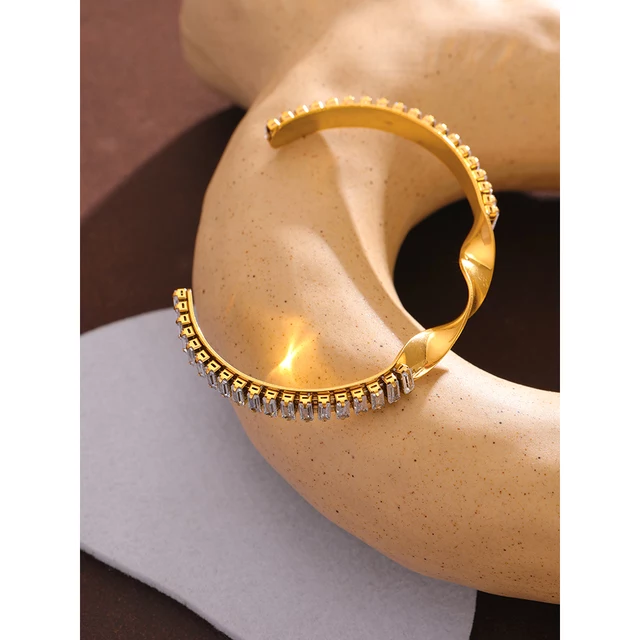 The Delphine Cuff