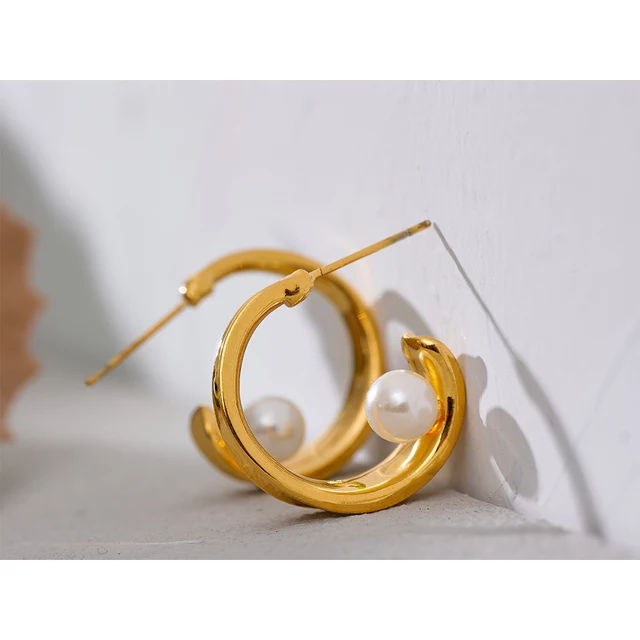 Chantal Hoops