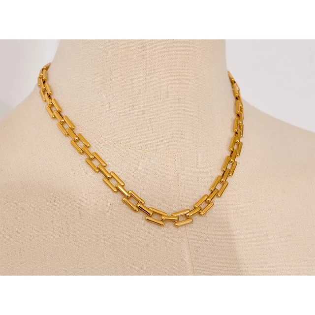 Stella Chain Necklace