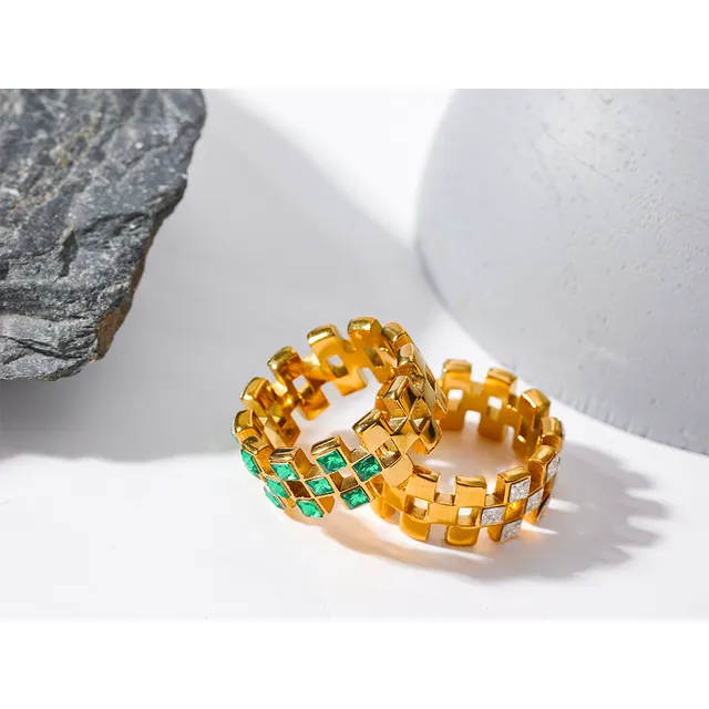 Dama rings