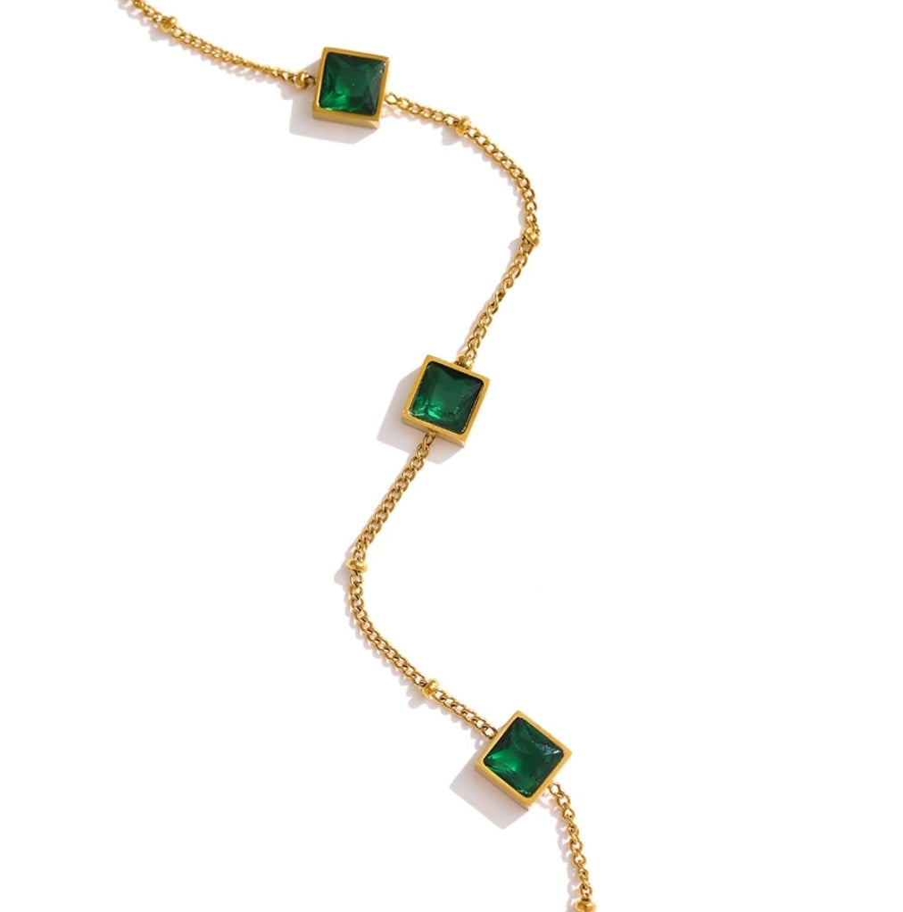 Trois Joyaux Necklace